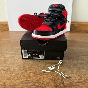 Nike Satin Air Jordan 1 High Black and Red Sneakers in 9c